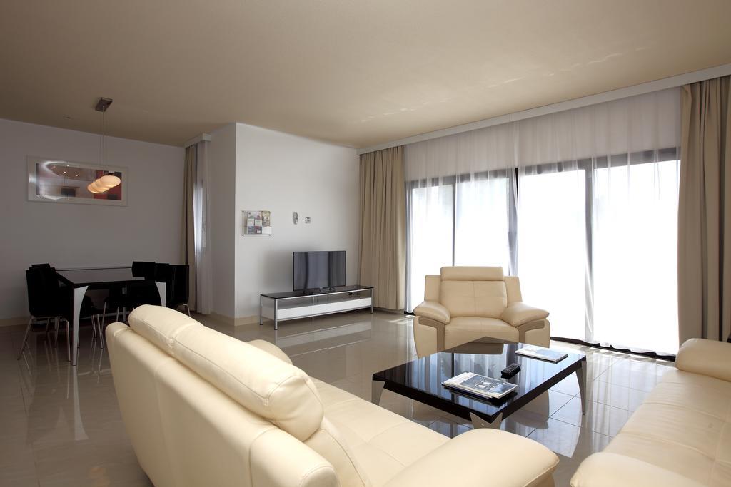 Golden Tulip Dana Bay Resort Dhahran Exterior foto